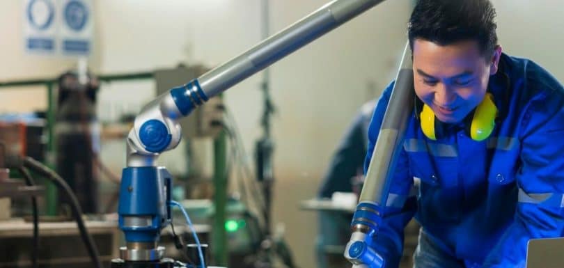 Tech configuring router